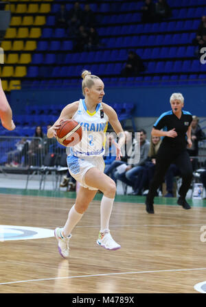 Kiev, Ukraine. 14 février 2018. Olena Samburska d'Ukraine en action au cours de la FIBA EuroBasket 2019 Femmes Ukraine jeu/Pays-Bas au Palais des Sports de Kiev. L'Ukraine a gagné 84-49. Crédit : Oleksandr Prykhodko/Alamy Live News Banque D'Images