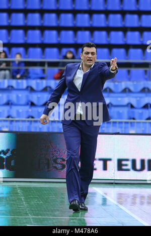 Kiev, Ukraine. 14 février 2018. Entraîneur de léquipe nationale de Lukraine Goran Boskovic en action au cours de la FIBA EuroBasket 2019 Femmes Ukraine jeu/Pays-Bas au Palais des Sports de Kiev. Crédit : Oleksandr Prykhodko/Alamy Live News Banque D'Images