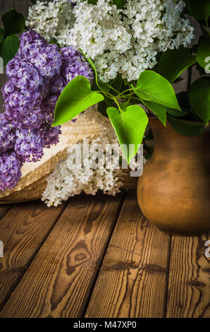 Avec la nature morte un bouquet de lilas, Close up Banque D'Images