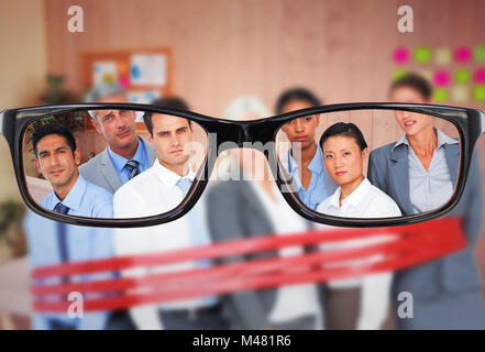 Image composite d'affaires malheureuses personnes entourant par bande rouge Banque D'Images