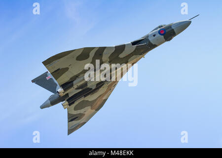 Avro Vulcan B2 flying Banque D'Images