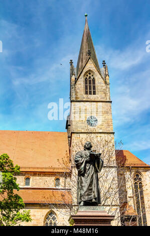 Martin Luther Memorial en face de l'Kaufmannskirche à Erfurt Banque D'Images