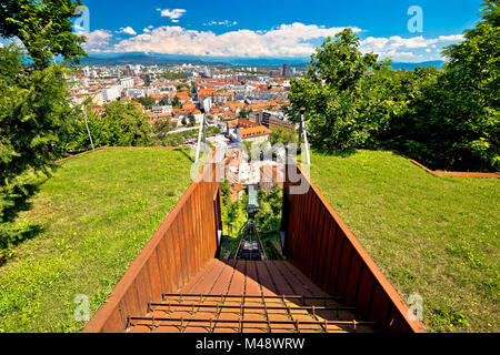 Funiculaire de Ljubljana et la ville vue aérienne Banque D'Images