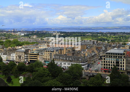 Vue sur Édimbourg à partir de la colline du château, l'Ecosse Banque D'Images