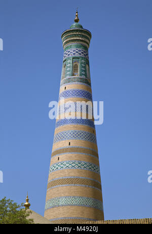 Minaret de l'Islam Khodja dans Khiva Banque D'Images