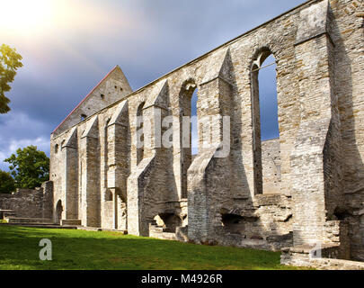 Ruine antique couvent Saint Brigitta à Pirita région Banque D'Images