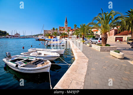 Ville de Milna sur l'île de Brac waterfront Banque D'Images