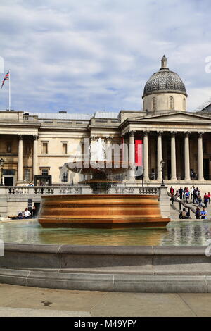 National Gallery et Trafalgar square à Londres Banque D'Images