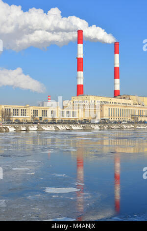 L'énergie thermique à l'usine de remblai Berezhkovskaya rivière, 16, mis en service en juin 1941. Paysage d'hiver Banque D'Images