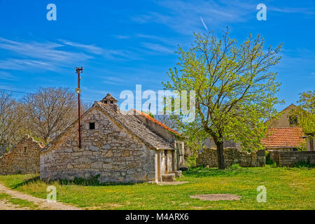 Village de Pakovo Selo Banque D'Images