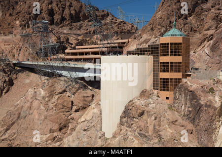 Le Centre de Visiteurs à Hoover Dam sur la frontière de l'État du Nevada/Arizona, USA Banque D'Images