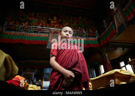 Moines au monastère à Katmandou au Népal Banque D'Images