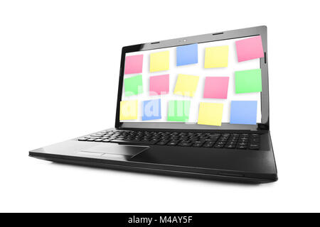 Sticky note des documents sur écran d'ordinateur portable Banque D'Images