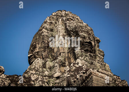 Visages statue, monument de guerre Angkor au Cambodge Banque D'Images