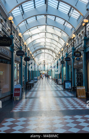 La Great Western Arcade Arcade shopping victorien sur Colmore Row, Birmingham, UK Banque D'Images