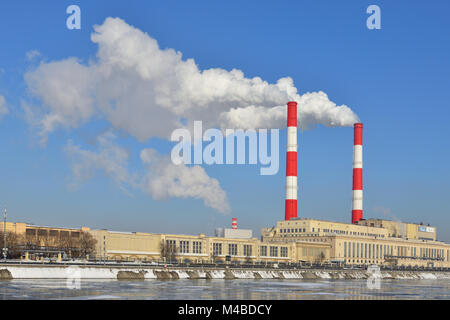 Centrale thermique à Berezhkovskaya Embankment, 16, mis en service en juin 1941. Paysage d'hiver. Moscou, Russie Banque D'Images