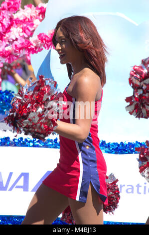 Washington Wizards Cheerleaders dans Cherry Blossom Parade 2017 Banque D'Images