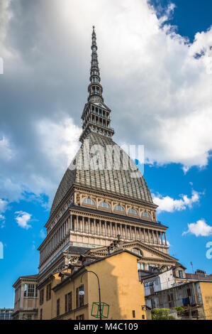 La tour de Mole Antonelliana, le symbole de Turin, Italie Banque D'Images