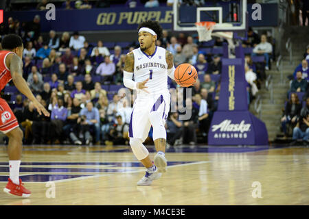 Seattle, WA, USA. Feb 15, 2018. Point guard UW David Crisp (1) en action lors d'un CIP12 jeu de basket-ball entre l'Université de Washington et l'Université de l'Utah. Le jeu a été joué à Hec Ed Pavilion à Seattle, WA. Jeff Halstead/CSM/Alamy Live News Banque D'Images