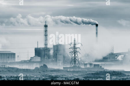 Près de l'usine chimique du dioxyde de titane Teesmouth Réserve Naturelle. Œuvres Greatham Tees rd. Hartlepool. UK Banque D'Images