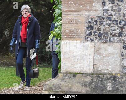 Maidenhead, Royaume-Uni. 04 février 2018. Premier ministre Theresa May, accompagnée de son mari Philippe, assiste à un service religieux, près de sa circonscription de Maidenhead. Banque D'Images