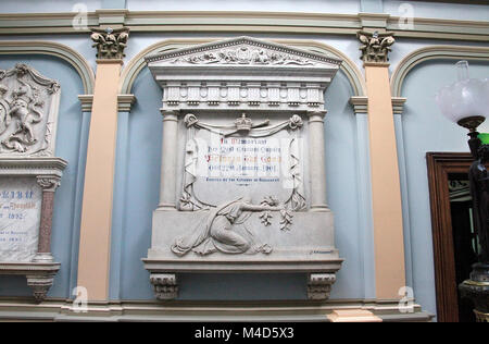 Plaque à la mémoire de la reine Victoria à l'Hôtel de Ville de Ballarat Banque D'Images