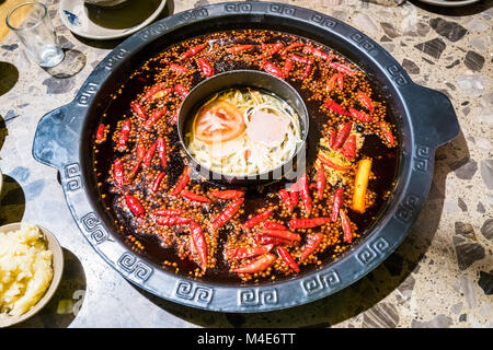 Chengdu, Sichuan hot pot plat-réchaud Banque D'Images