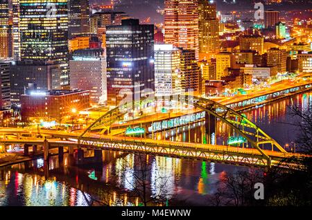 Libre de Pittsburgh new york city skyline Banque D'Images