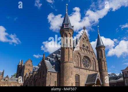 Le Parlement et les bâtiments des tribunaux Binnenhof de La Haye - Pays-Bas Banque D'Images