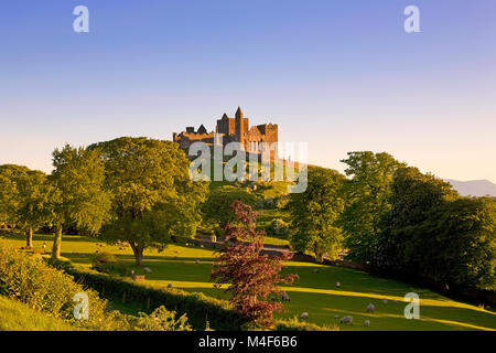 Rock of Cashel, site d'un colline bastion monastique du 4 au 12ème siècles, Cashel, comté de Tipperary, Irlande Banque D'Images