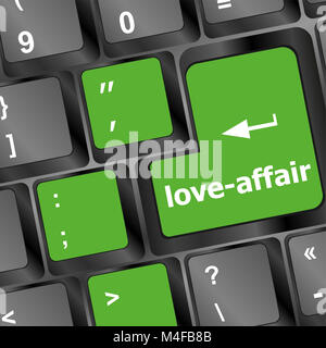 Love-affaire touche clavier ou sur internet montrant concept Banque D'Images