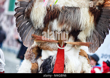 Coloré de Kurent, masque traditionnel slovène.masque traditionnel utilisé en février pour l'hiver la persécution, le carnaval, la Slovénie. Banque D'Images