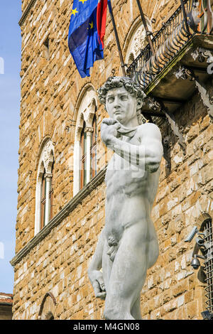 Le David de Michelangelo sur la Piazza della Signoria, Florence, Italie Banque D'Images