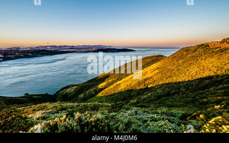 Les falaises de l'océan Pacifique près de golden gate bridge Banque D'Images