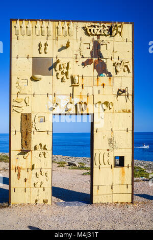 L'Italie, la Sicile, l'île de Lampedusa Porta d'Europa porte de l'Europe, un monument aux migrants qui ont perdu la vie en mer Banque D'Images