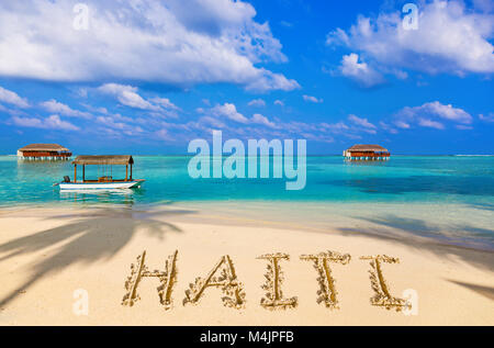 Mot Haïti on beach Banque D'Images