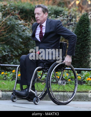 BBC correspondant sécurité Frank Gardner arrive à Downing Street avec : Frank Gardner Où : London, Royaume-Uni Quand : 17 Jan 2018 Credit : WENN.com Banque D'Images