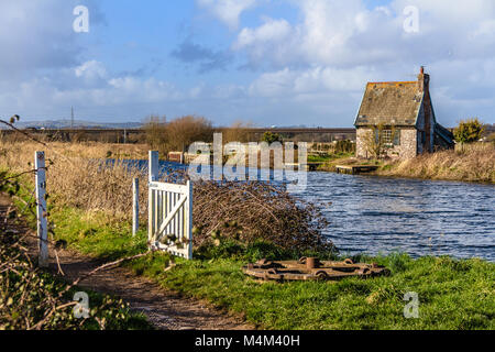 Maison de vacances dans ancien éclusiers cottage, Cottage, verrouillage de Topsham Topsham, Devon, UK. Situé entre le canal d'Exeter et de la rivière Exe. Février 2018. Banque D'Images