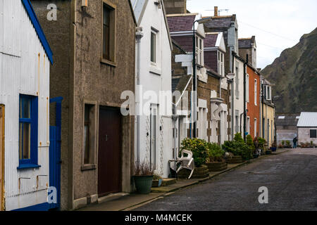 Des maisons pittoresques, Harbour Street, Gardenstown, Aberdeenshire, Scotland, UK Banque D'Images