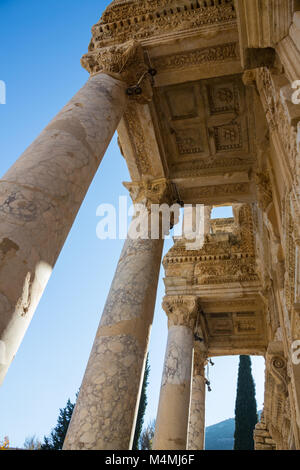 Selcuk, Izmir - Turquie. 25 novembre 2014. Bibliothèque de Celsus. La ville antique d'Éphèse à Selcuk, Izmir - Turquie. Banque D'Images