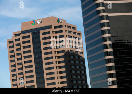 Un logo affiche à l'extérieur du quartier général de l'Arizona Public Service (APS) à Phoenix, Arizona, le 30 janvier 2018. Banque D'Images