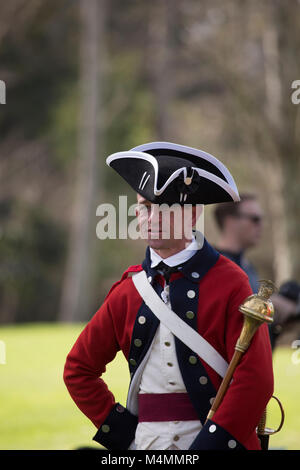 Soldat anglais lors d'une reconstitution de la révolution américaine dans 'Huntington central park' Huntington Beach Californie USA Banque D'Images