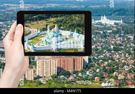 Travel Concept - photos touristiques de la nouvelle Jérusalem (Novoiyerusalimsky, Voskresensky Résurrection) monastère dans la région de Moscou en Russie en été sur Banque D'Images