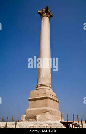 La colonne de Pompée dans la ville d'Alexandrie, Egypte Banque D'Images