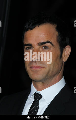 WESTWOOD, CA - le 16 février : Justin Theroux assiste à la "Wanderlust" Los Angeles Premiere au Mann Village Theatre le 16 février 2012 à Westwood, en Californie. People : Justin Theroux Transmission Ref : NY1 LA Banque D'Images