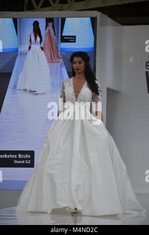 Londres, Royaume-Uni. 16 Février, 2018. Mariage National show ouvre ses portes à Kensington Olympia, Londres, UK Crédit : Nastia M/Alamy Live News Banque D'Images