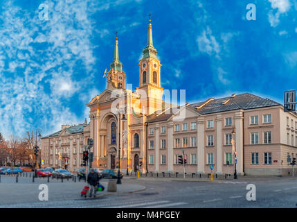 Varsovie, Pologne - janvier 03, 2016 point de vue sur l'église de Notre Dame Reine de Pologne à Varsovie Banque D'Images