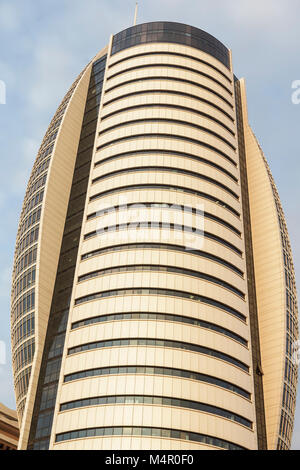 Haïfa, Israël- Novembre 6, 2012 : l'immeuble de bureaux construit en forme de voiles Banque D'Images