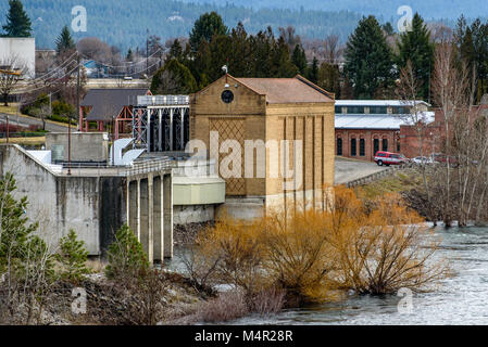 Barrage en amont de la Powerhouse-Spokane Washington Banque D'Images