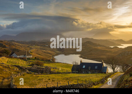 Les pics de Foinaven et Arkle sur le Loch Inchard, de Badcall, près de Kinlochbervie, Sutherland, Scotland, UK Banque D'Images